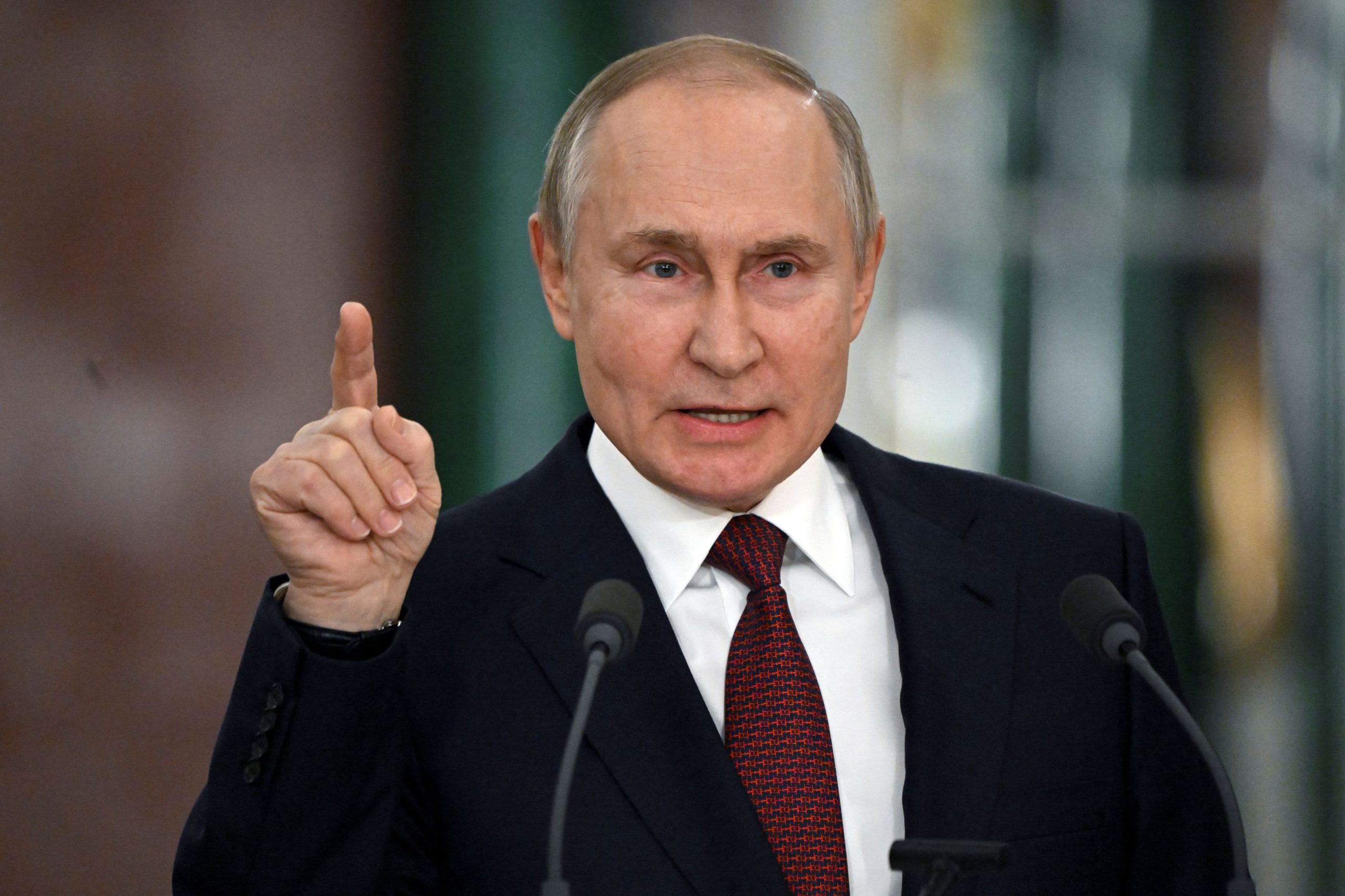 Russian-Lawmakers-Gave-Up-on-Trying-to-Launch-a-State-Run-Crypto-Exchange-scaled-1