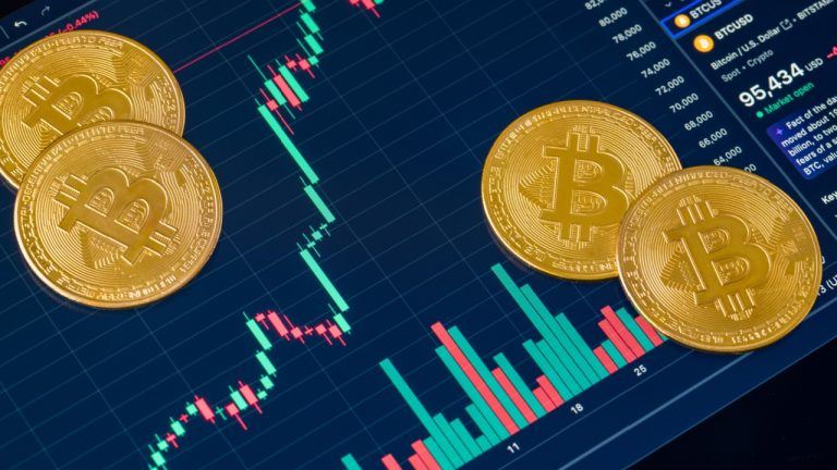 bitcoin-etfs-pull-in-442-million-as-inflow-streak-continues-768x432-1