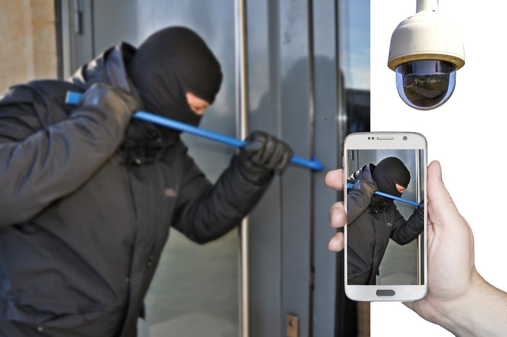 burglar-g4513516a5_1280-1024x682-1