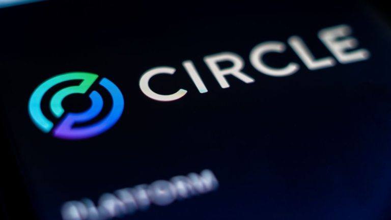 circle-announces-circle-gateway-no-more-bridging-usdc-across-multiple-chains-768x432-1