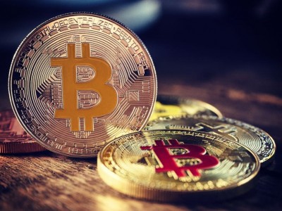 coin-bitcoin-business-money-cryptocurrency-currency-x300_1px