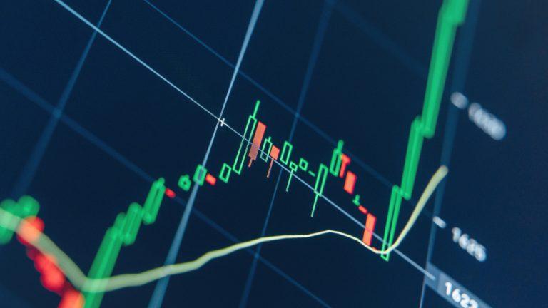 crypto-etfs-dominate-institutional-portfolios-768x432-1