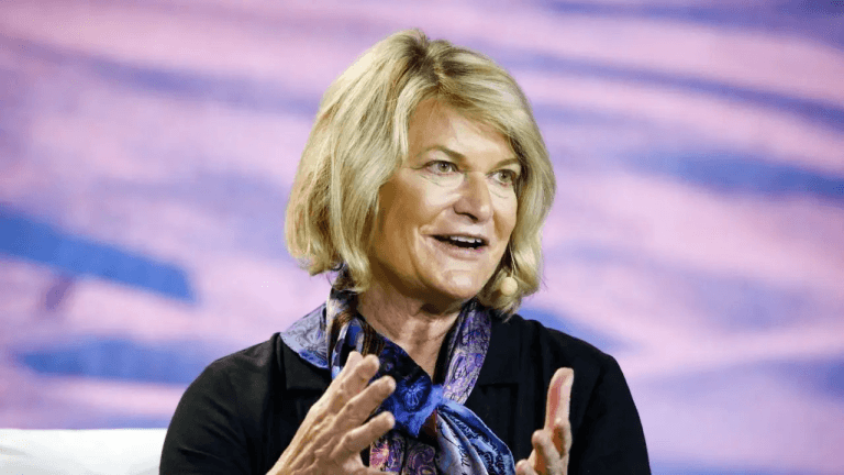 cynthia-lummis-calls-for-powell-to-resign-768x432-1