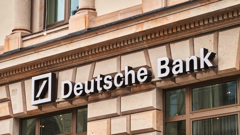 deutsche-bank-crypto-2026-768x432-1