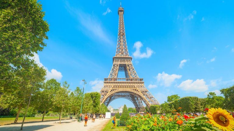 eiffel-tower-paris-france-768x432-1