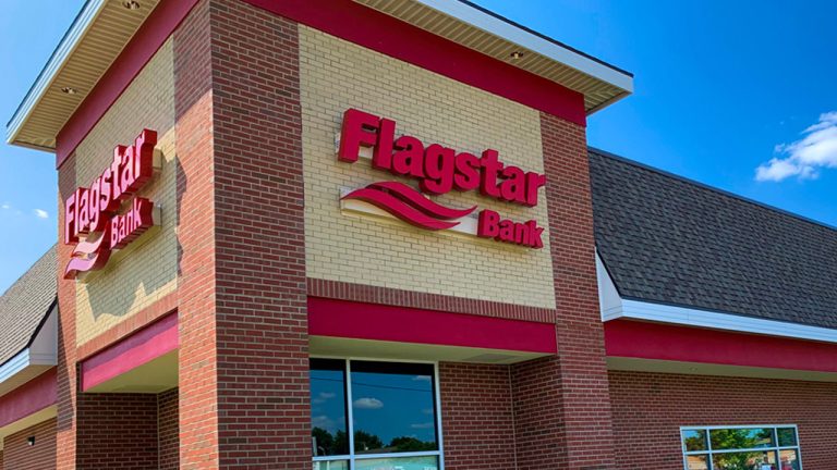 flagstarrss-768x432-1