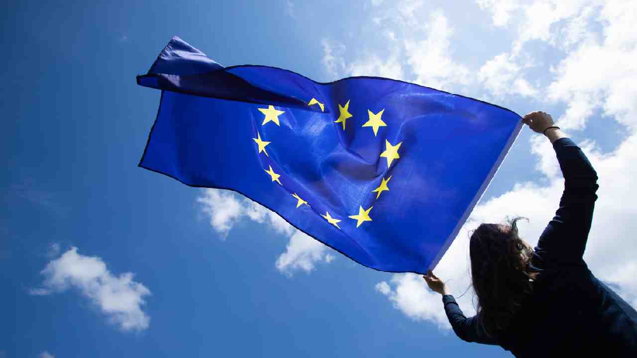 grayscale-europe1