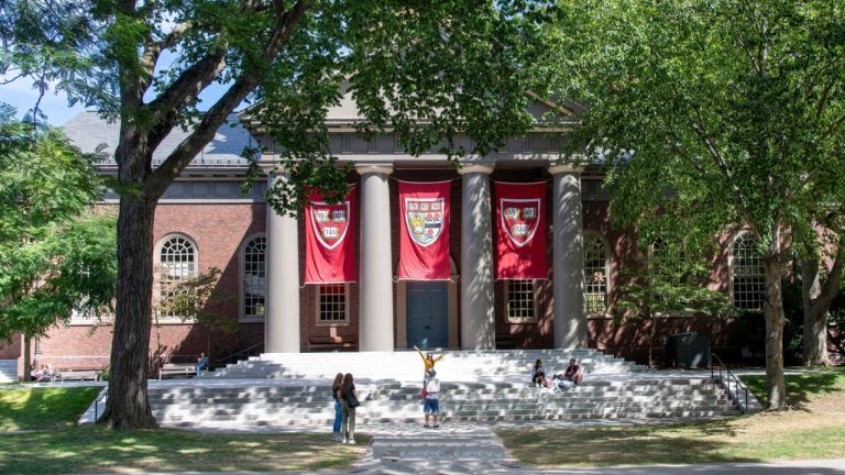 harvard-university-768x432-1