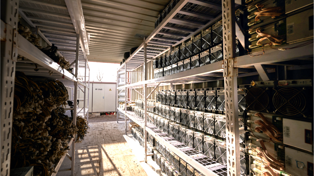 nevada-based-bitcoin-mining-operation-cleanspark-purchases-4500-bitcoin-miners-from-bitmain