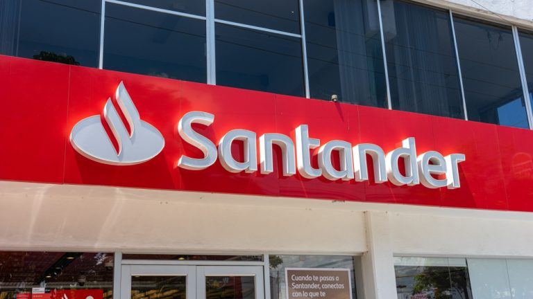 santander-not-liable-crypto-scam-768x432-1