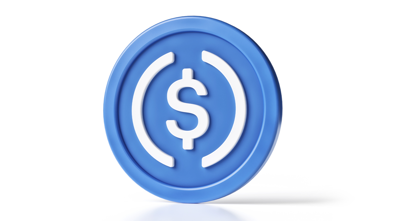 shutterstock_2069344481