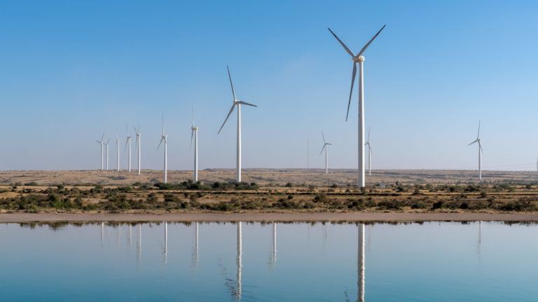 wind-turbines-pakistan-768x432-1